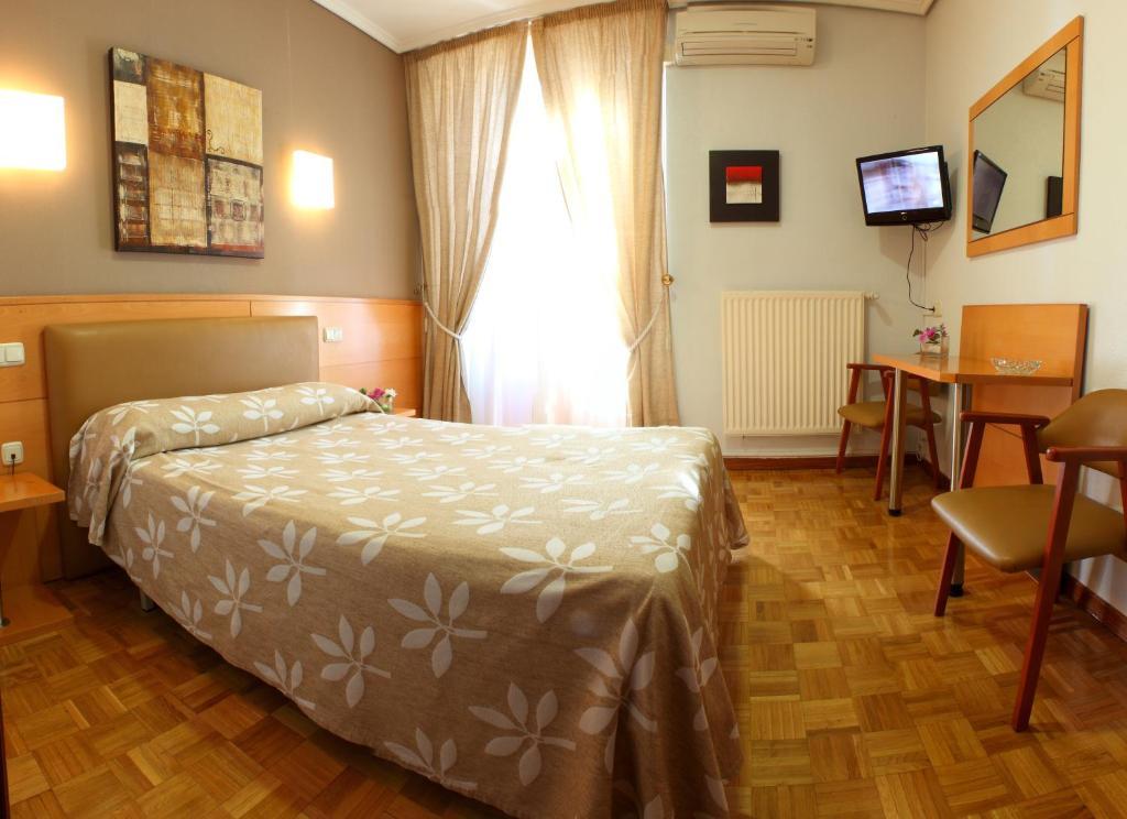 Hostal Arotza Tafalla Exteriér fotografie